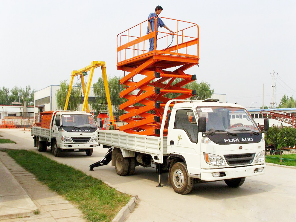 SJZ Vehicle-mounted scissor aerial platform